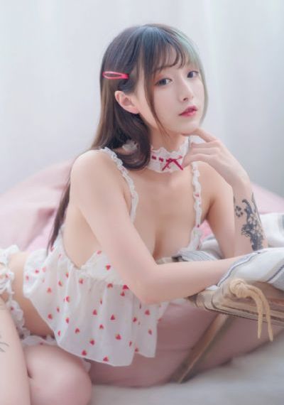 年轻女教师电影