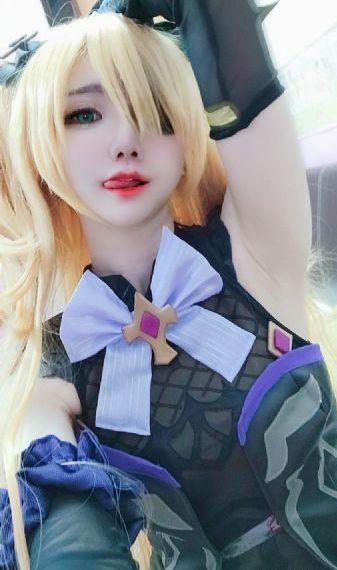 娇妻跟小黄3p做爰