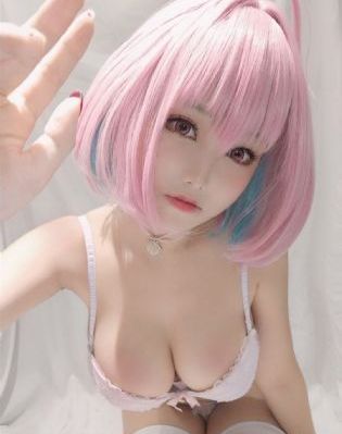 漂亮的秘书在线